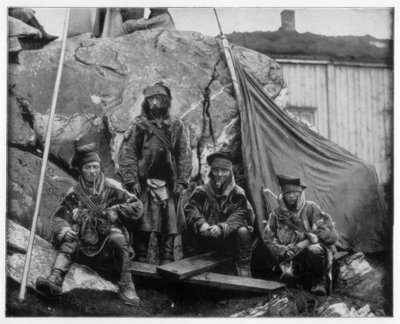 Grupo de lapones, Noruega, finales del siglo XIX de John L. Stoddard