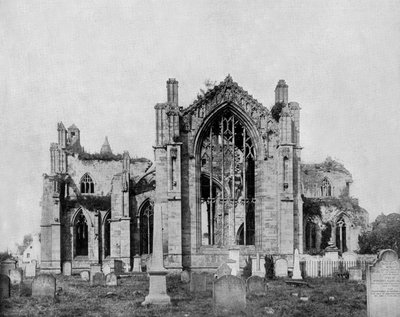 Abadía de Melrose en Escocia, c. 1890 de John Lawson Stoddard