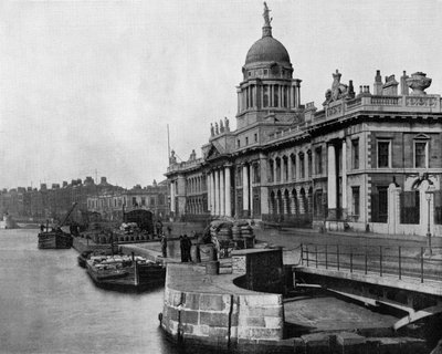 La aduana en Dublín (Irlanda) inaugurada en 1791 (foto en blanco y negro) de John Lawson Stoddard