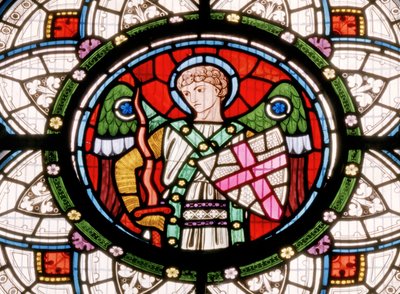 Denstone, Clayton & Bell, John Richard Clayton (1827-1913), Ángel con escudo, c.1861 de John Richard Clayton