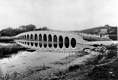 China, puente, c.1870 de John Thomson
