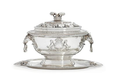 Sopera de Jorge III, tapa, soporte y forro de John and Wakelin Edward (c.1716–84) Parker