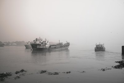 Fábrica de yute, Calcuta, India, 2017 (foto) de Jon Nicholson