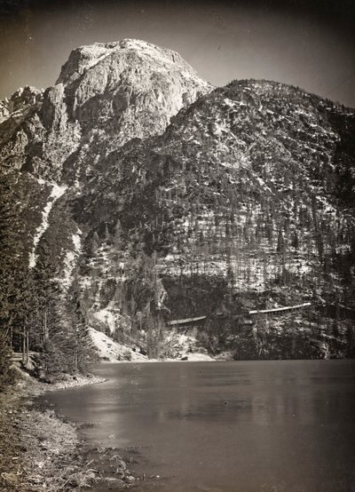 Lago Predil (o Raibl) (foto en b/n) de Josef Zohles