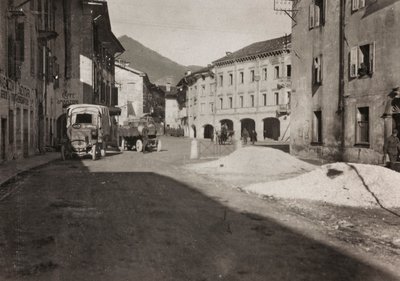 Plaza Tolmezzo de Josef Zohles