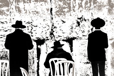 Dovening, de la serie Martes en el Muro de las Lamentaciones, 2016 (fotografía). de Joy Lions
