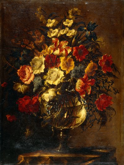 Flores en un jarrón de vidrio sobre una roca de Juan de Arellano