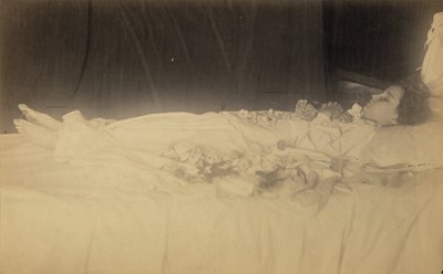 [Estudio de un niño muerto] de Julia Margaret Cameron