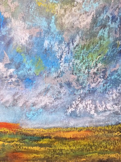Cielo resplandeciente sobre los campos de Justyna Jaszke