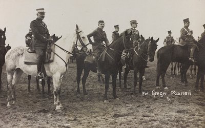 Álbum Jack Bosio - Campaña de guerra 1917-1920: Misión militar en Polonia (Varsovia - Posen) marzo-abril 1919, una batería de caballos en Posen (Poznan), 03-041919 de K. Greger