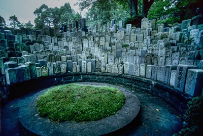 Cementerio Memorial de Hiroshima (foto) de Karen Kasmauski