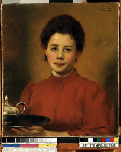 ""mujer joven en rojo"" Retrato de una mujer que lleva una bandeja con una tetera de plata. (Una mujer de rojo) Pintura de Karl (Carl) Gusov (1843-1907) 1904 Mikalojus Konstantinas Ciurlionis Fine Arts Museum, Kaunas, Lituania de Karl Gussow