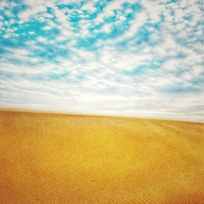 Playa Surrealista del Desierto IV de Katha Wood