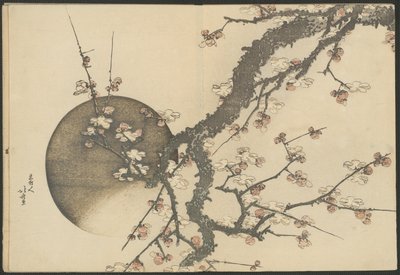 El ciruelo en flor y la luna del libro El monte Fuji en primavera (Haru no Fuji) de Katsushika Hokusai