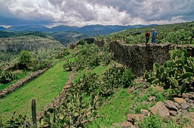 Imperios del Sol, Wari(Huari), Valle de Ayachucho, 2002 (foto) de Kenneth Garrett