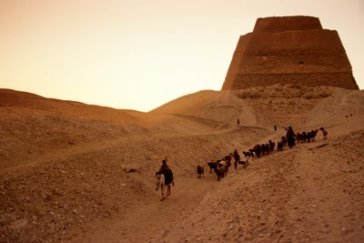 Pirámide de Meidum, Reino Antiguo de Egipto; Pastores; Egipto de Kenneth Garrett