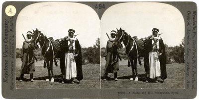 Un jeque y su guardaespaldas, Siria, 1900s de Keystone View Company