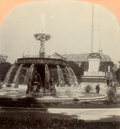 Plaza Real, Fuente, Stuttgart, Alemania, 1896 de Keystone View Company