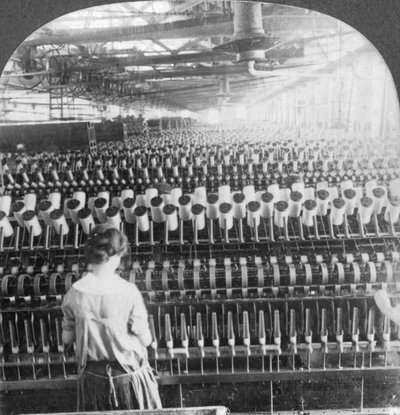 Sala de hilado, Filadelfia, Pensilvania, EE.UU., finales del siglo XIX o principios del siglo XX de Keystone View Company