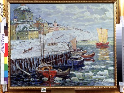 Terraplén en una antigua ciudad rusa. Descripción de los muelles donde están amarrados los barcos en un río cubierto de bloques de nieve, al fondo, una ciudad y un velero saliendo. Pintura de Konstantin (Co de Konstantin Ivanovich Gorbatov