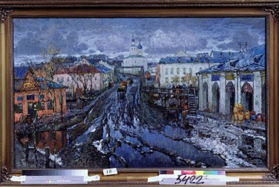 Calle en una ciudad de provincias. Paisaje urbano, descripción de la calle que lleva a la iglesia, a principios de la primavera, la calle de tierra, con tiendas, está obstruida por la nieve derretida, que forma charcos y charcos de barro de Konstantin Ivanovich Gorbatov