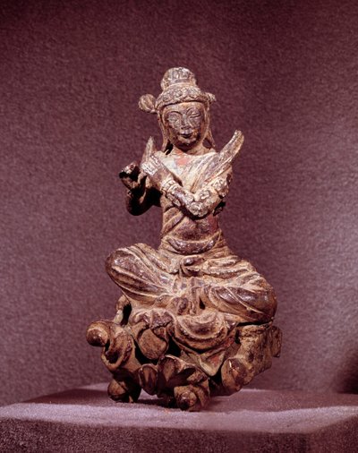 Arte coreano: representación de una Apsara en bronce dorado, siendo Celeste. Período Silla (siglos VII-X). Museo Nacional de Corea de Korean School
