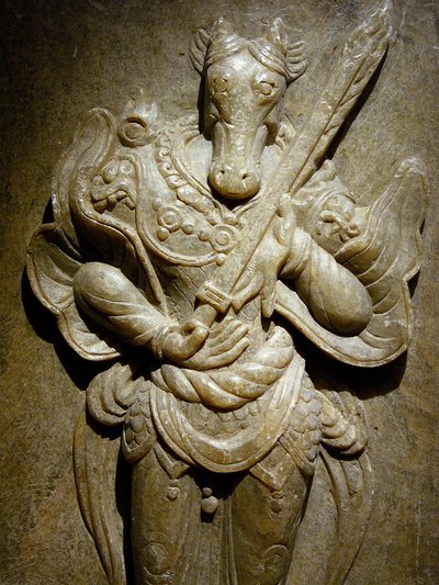 Ornamento de tumba, caballo del zodiaco en agalmatolita, siglo VIII bajo el período de los Reinos del Norte y del Sur, Corea. Fotografía, Museo Nacional de Seúl, República de Corea de Korean School