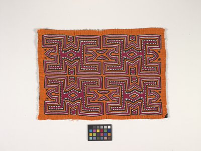 Panel camisero (Mola) (foto) de Kuna Indian Culture