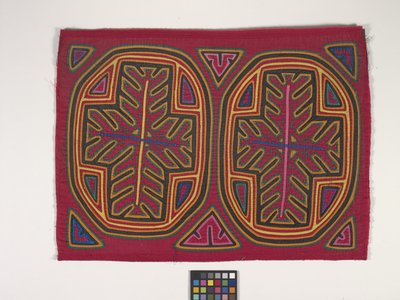 Panel camisero (Mola) (foto) de Kuna Indian Culture