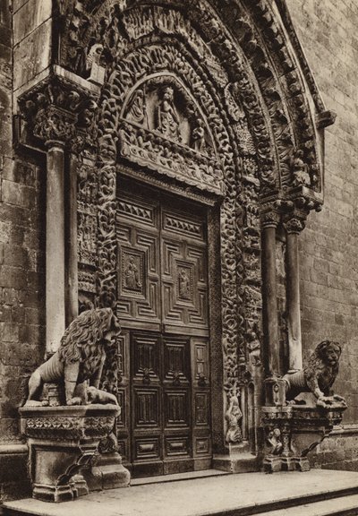 Italia: Altamura, Puglie, Catedral (foto b/n) de Kurt Hielscher