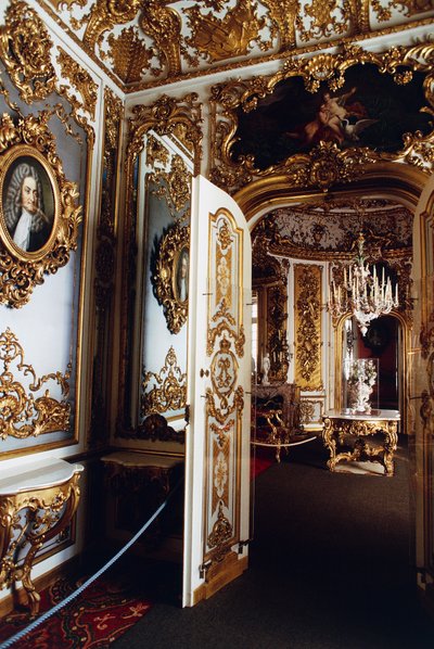 Interior del Palacio de Linderhof de Luis II de Amadeo (after) Modigliani