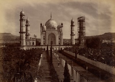 Tumba de la esposa de Aurangzebe, Aurangabad de Lala Deen Dayal