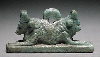 Amuleto de león con cabeza de toro, Período Saíta, 715-656 a.C. de Late Period Egyptian