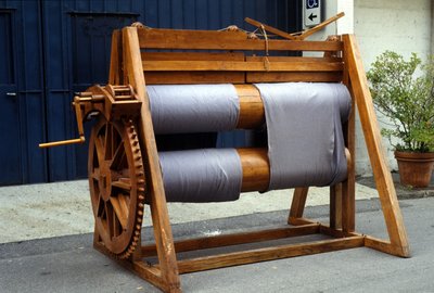 Telar de lana. Modelo del dibujo de Leonardo da Vinci. Museo de Ciencia y Tecnología, Milán de Leonardo da (after) Vinci