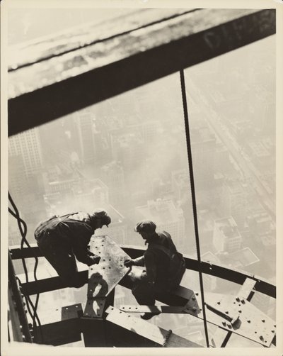 Edificio Empire State, Nueva York de Lewis W. Hine