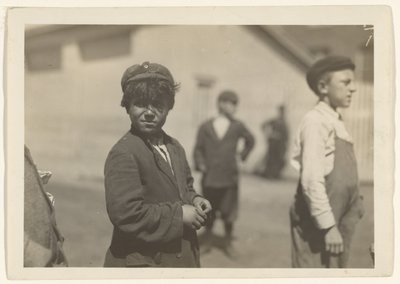 [Joe (José) Mello, Acushnet Mills, New Bedford, Massachusetts] de Lewis W. Hine