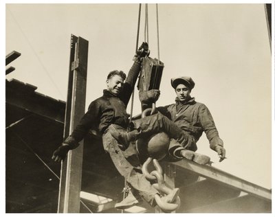 Trabajadores de la construcción del Empire State Building, c.1930 de Lewis Wickes Hine