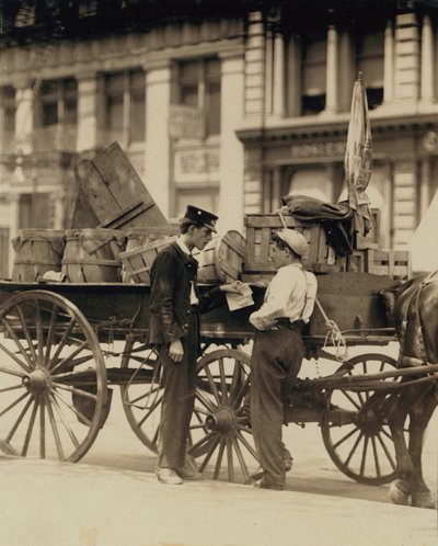 Messenger boys en conversación en Union Square, Nueva York de Lewis Wickes Hine