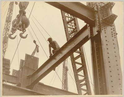 Trabajadores en el Empire State Building, c.1930 de Lewis Wickes Hine