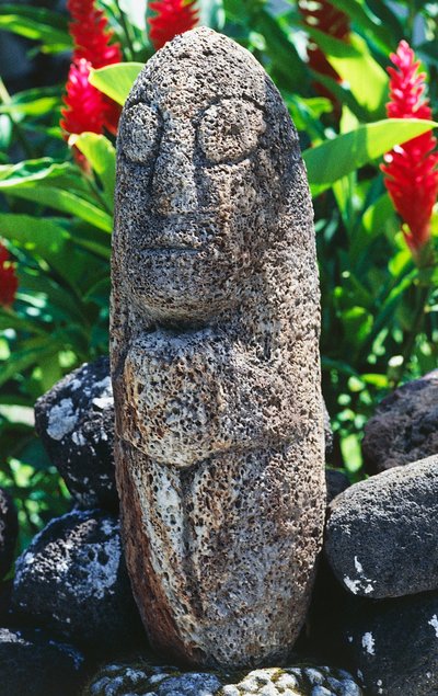 Escultura Tiki antropomórfica, Papeete, Tahití, Islas de la Sociedad, Archipiélago de las Islas de Sotavento, Polinesia Francesa de Unbekannt Unbekannt