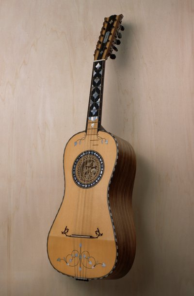 Chitarra battente (guitarra), instrumento musical construido en el taller del lutier Pasquale Scala en Praiano, Campania. Italia, siglo XX de Unbekannt Unbekannt