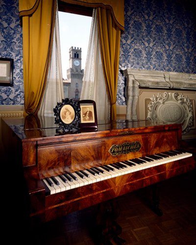 Piano en la sala de estar del Palazzo Barezzi, Busseto, Región de Emilia-Romaña, Italia de Unbekannt Unbekannt