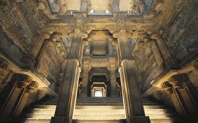 Escalera al pozo escalonado Dada Hari Baoli de Unbekannt Unbekannt