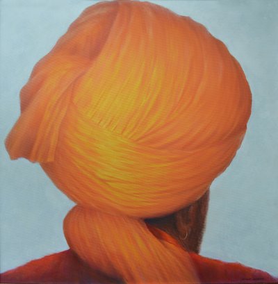 Turbante azafrán de Lincoln Seligman