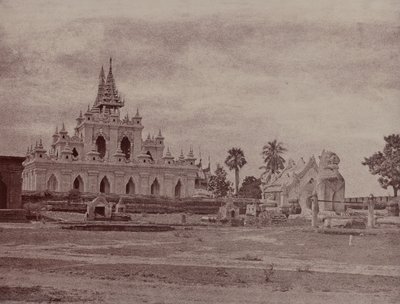 Amerapoora: Pagoda Sindu Shwe koo de Linnaeus Tripe