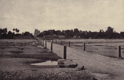 Madura: El Río Vygay, con Calzada, hacia Madura de Linnaeus Tripe