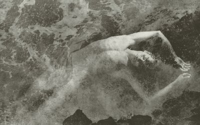Niño del océano (foto en blanco y negro) de Lionel Wendt