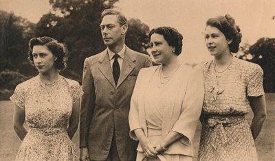La familia real en los jardines del Royal Lodge, Windsor, 1946 de Lisa Sheridan
