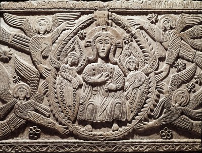 Arte lombardo: Cristo en gloria, bajo relieve del altar del Duque Rachis (Ratchis o Ratgis) - Escultura, arte lombardo, 737-744 (Relieve del Altar de Ratchis representando a Cristo en gloria) Cividale del Friuli, Museo Cristiano, tesoro de la catedral de Lombard School