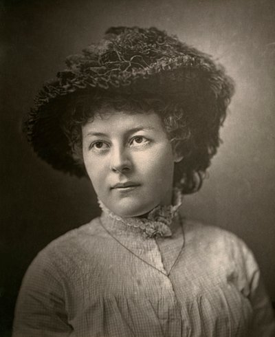 Adela Measor, actriz irlandesa, 1882 de London Stereoscopic and Photographic Co